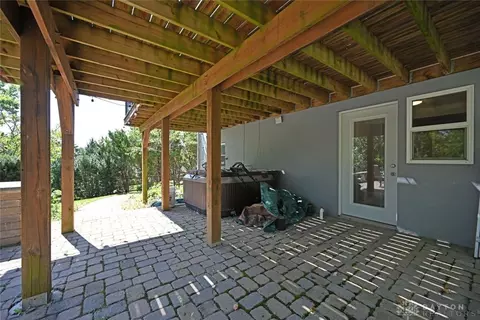 5528 Mapleridge Dr, Cincinnati, OH 45227 photo 40