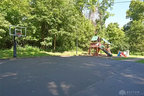 5528 Mapleridge Dr, Cincinnati, OH 45227 photo 49