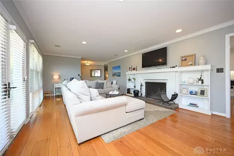 5528 Mapleridge Dr, Cincinnati, OH 45227 photo 10