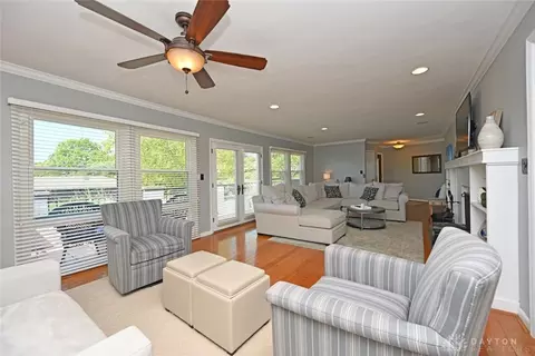 5528 Mapleridge Dr, Cincinnati, OH 45227 photo 13