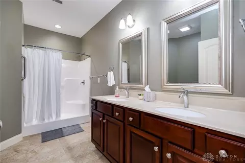1430 Bourdeaux Way, Centerville, OH 45458 photo 22