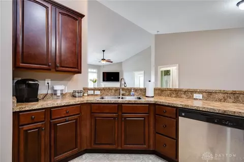 1430 Bourdeaux Way, Centerville, OH 45458 photo 14