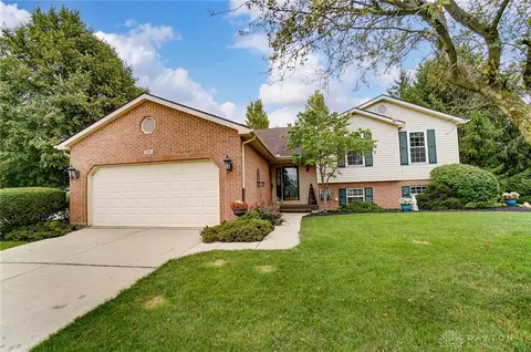 101 Krug Dr, Union, OH 45322
