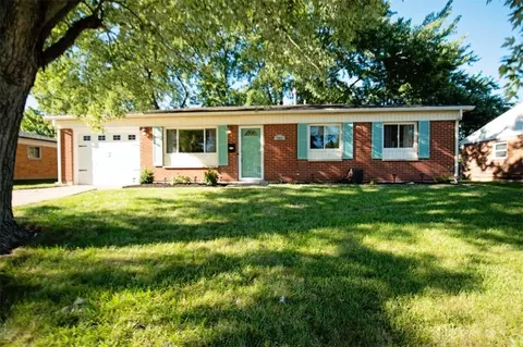 7311 Cosner Dr, Huber Heights, OH 45424