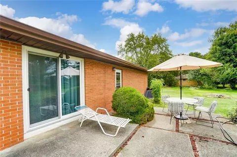 100 Ionic Cir, Enon, OH 45323 photo 35