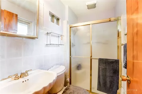 100 Ionic Cir, Enon, OH 45323 photo 16