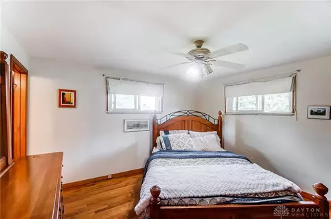 100 Ionic Cir, Enon, OH 45323 photo 13