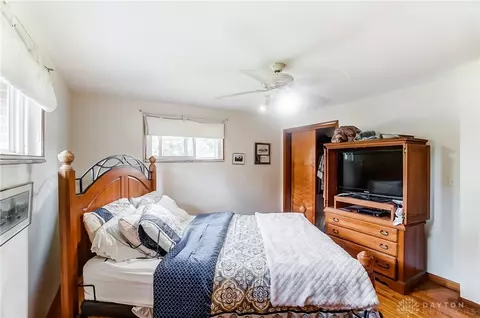 100 Ionic Cir, Enon, OH 45323 photo 14