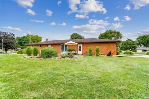 100 Ionic Cir, Enon, OH 45323 photo 33