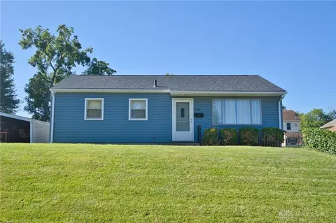2706 Inland Dr, Middletown, OH 45042
