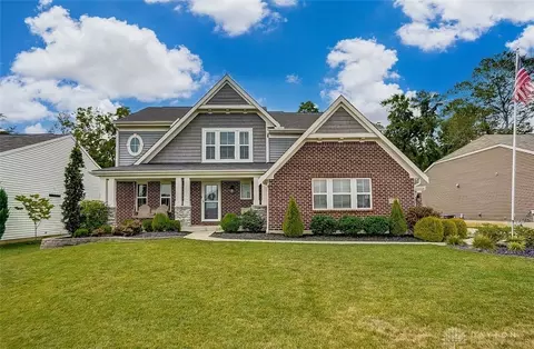1261 Autumnview Dr, Batavia, OH 45103