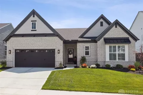 1148 Golf Club Dr, Lebanon, OH 45036