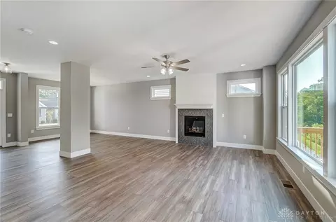 8105 Guthrie Ln, Cincinnati, OH 45255 photo 5