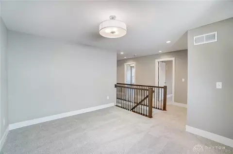 8105 Guthrie Ln, Cincinnati, OH 45255 photo 15