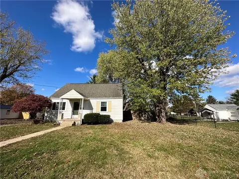 84 Estelle Ave, Enon, OH 45323
