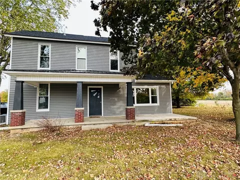8628 W National Rd, New Carlisle, OH 45344