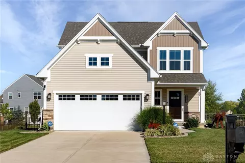 7523 Timber Valley Dr, Franklin, OH 45005
