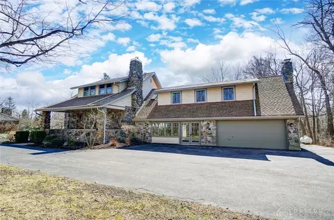 1850 Bartley Rd, Dayton, OH 45414