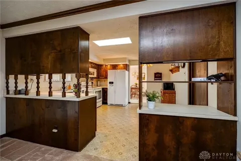 5771 Oak Valley Rd, Kettering, OH 45440 photo 12