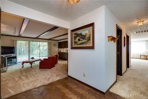 5771 Oak Valley Rd, Kettering, OH 45440 photo 8