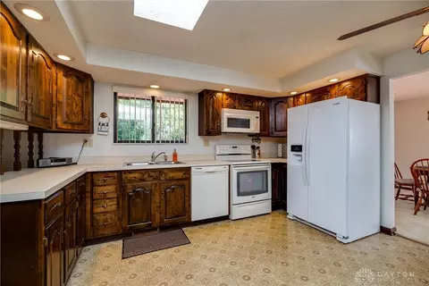 5771 Oak Valley Rd, Kettering, OH 45440 photo 13