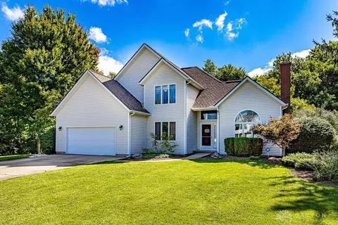 735 High Meadow Ln, Oxford, OH 45056