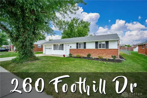 260 Foothill Dr, Brookville, OH 45309
