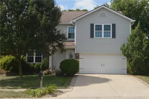 4325 Softwood Ln, Dayton, OH 45424
