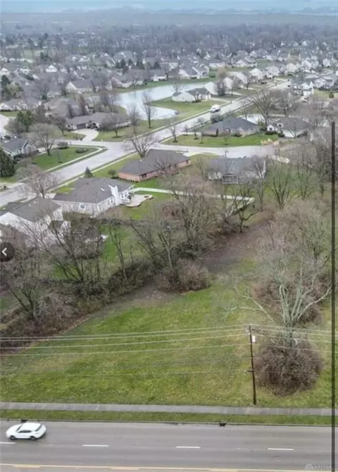 8914 Yankee St, Washington Township, OH 45458