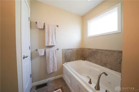 330 Stanton Dr, Springboro, OH 45066 photo 32