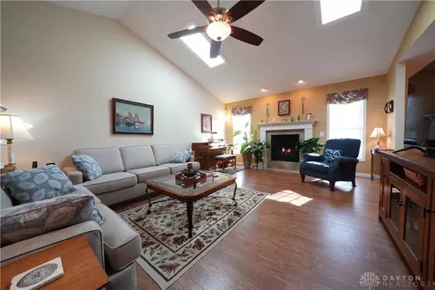 330 Stanton Dr, Springboro, OH 45066 photo 5