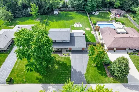 4169 Whitegate Dr, Beavercreek, OH 45430