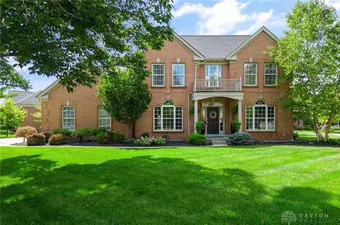 185 Mclean Dr, Springboro, OH 45066