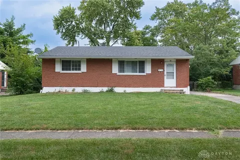 38 Nona Dr, Dayton, OH 45426