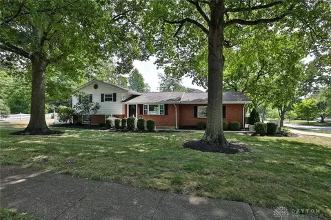 165 Junefield Ave, Cincinnati, OH 45218 photo 2