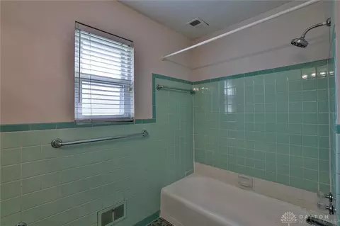 165 Junefield Ave, Cincinnati, OH 45218 photo 15
