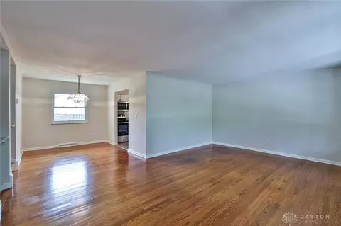 165 Junefield Ave, Cincinnati, OH 45218 photo 6