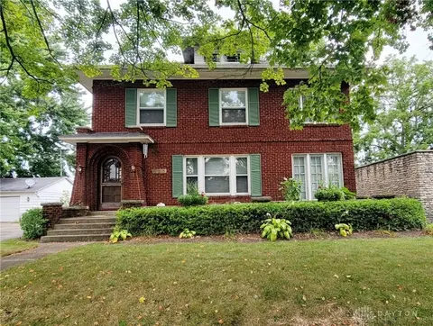 220 S Arlington Ave, Springfield, OH 45505