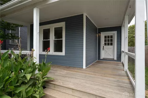 150 E Mitchell Ave, Cincinnati, OH 45217 photo 3