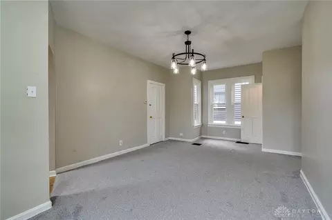 150 E Mitchell Ave, Cincinnati, OH 45217 photo 9