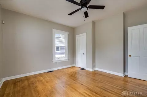 150 E Mitchell Ave, Cincinnati, OH 45217 photo 6