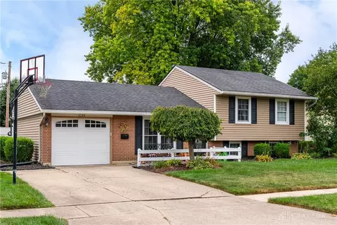 1132 Londonderry Dr, Vandalia, OH 45377