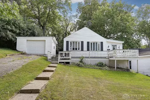 312 E 2nd St, Franklin, OH 45005