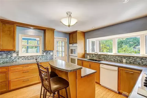 1012 Pepper Hill Dr, Kettering, OH 45429 photo 7