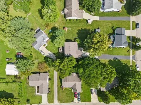 380 Bunchberry Dr, Maineville, OH 45039 photo 3