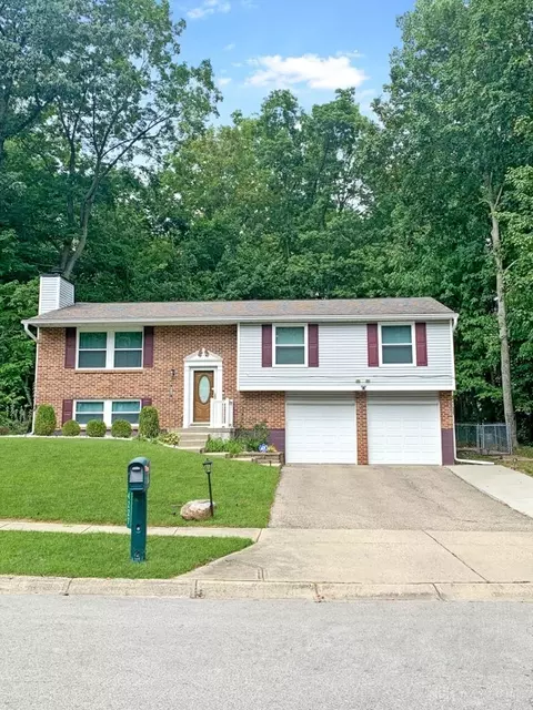 4227 Linchmere Dr, Dayton, OH 45415