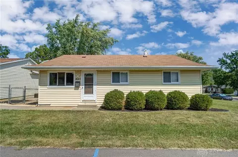 1645 Brownleigh Rd, Kettering, OH 45429 photo 2