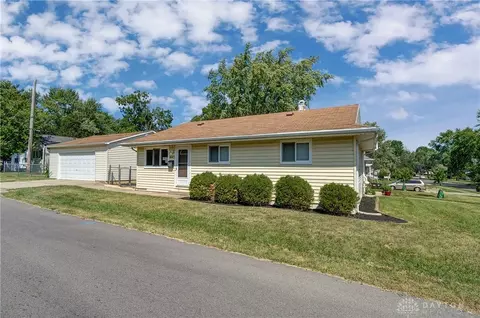 1645 Brownleigh Rd, Kettering, OH 45429
