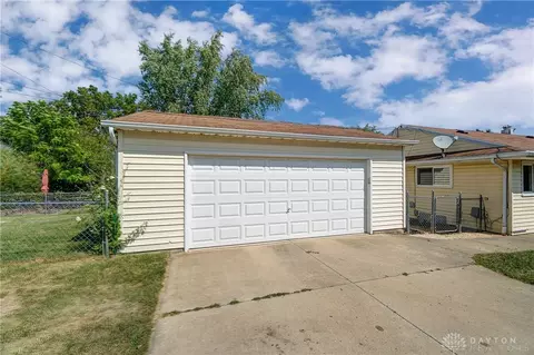 1645 Brownleigh Rd, Kettering, OH 45429 photo 3
