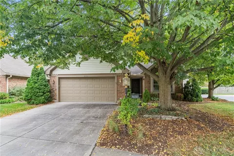 6690 Tifton Green Trl, Dayton, OH 45459